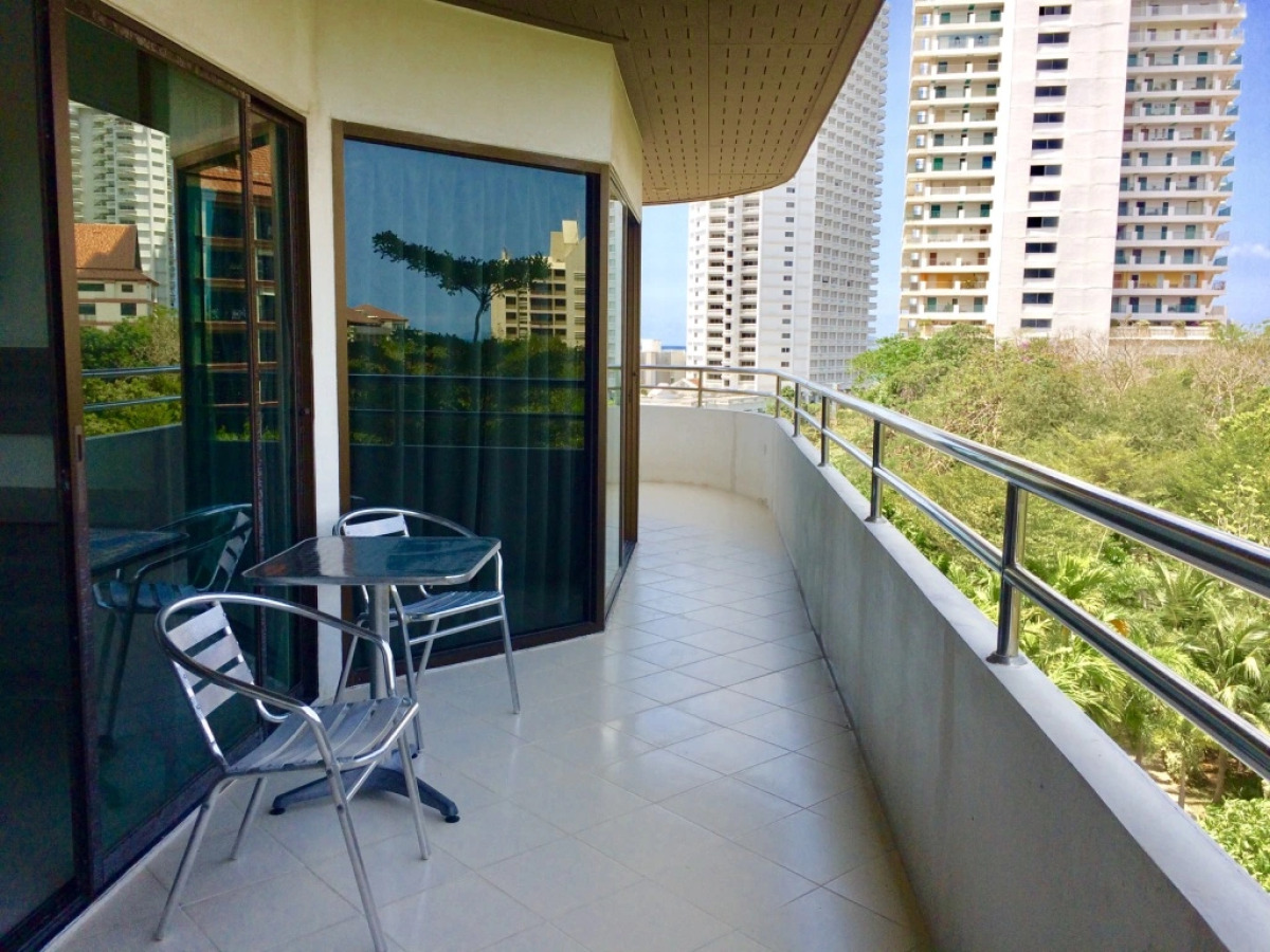 Апартаменты R-Con Wongamat