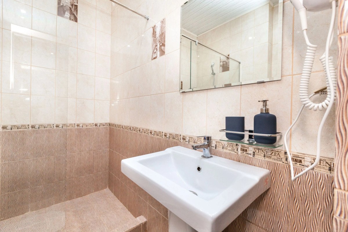 Мини-Отель Брусника Полежаевская