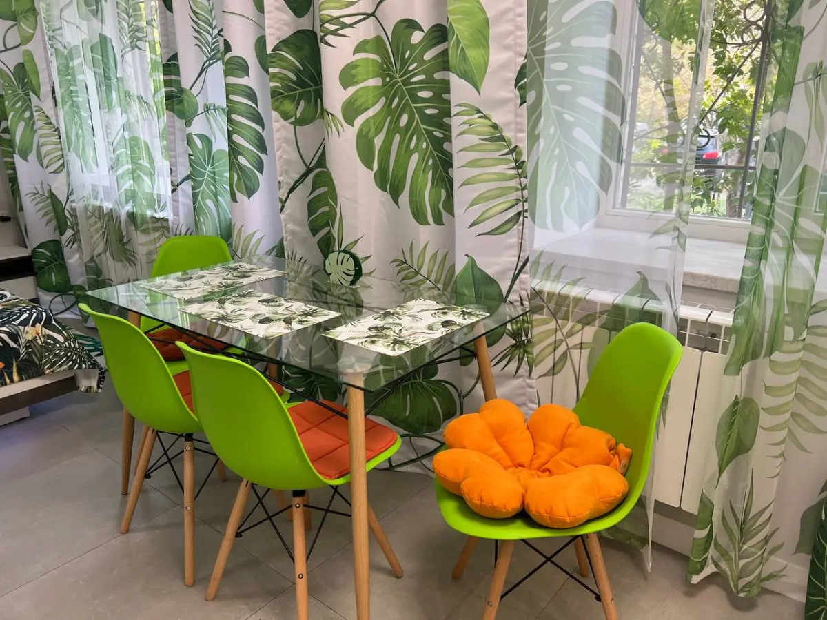 Апартаменты Марьин Дом на Малышева 104