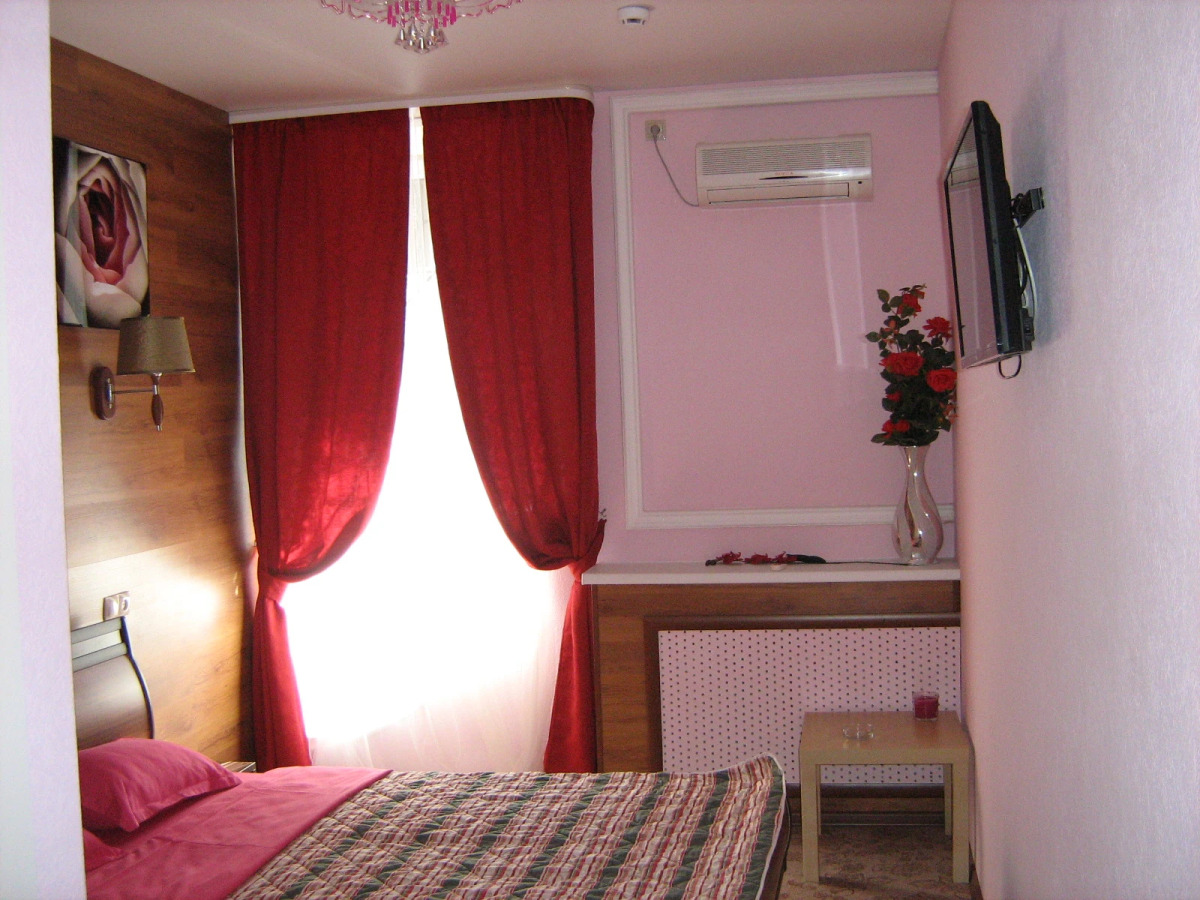 Отель Сфера