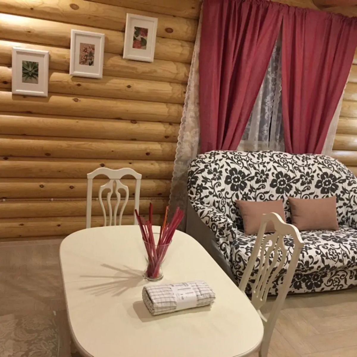 Дом с Бассейном