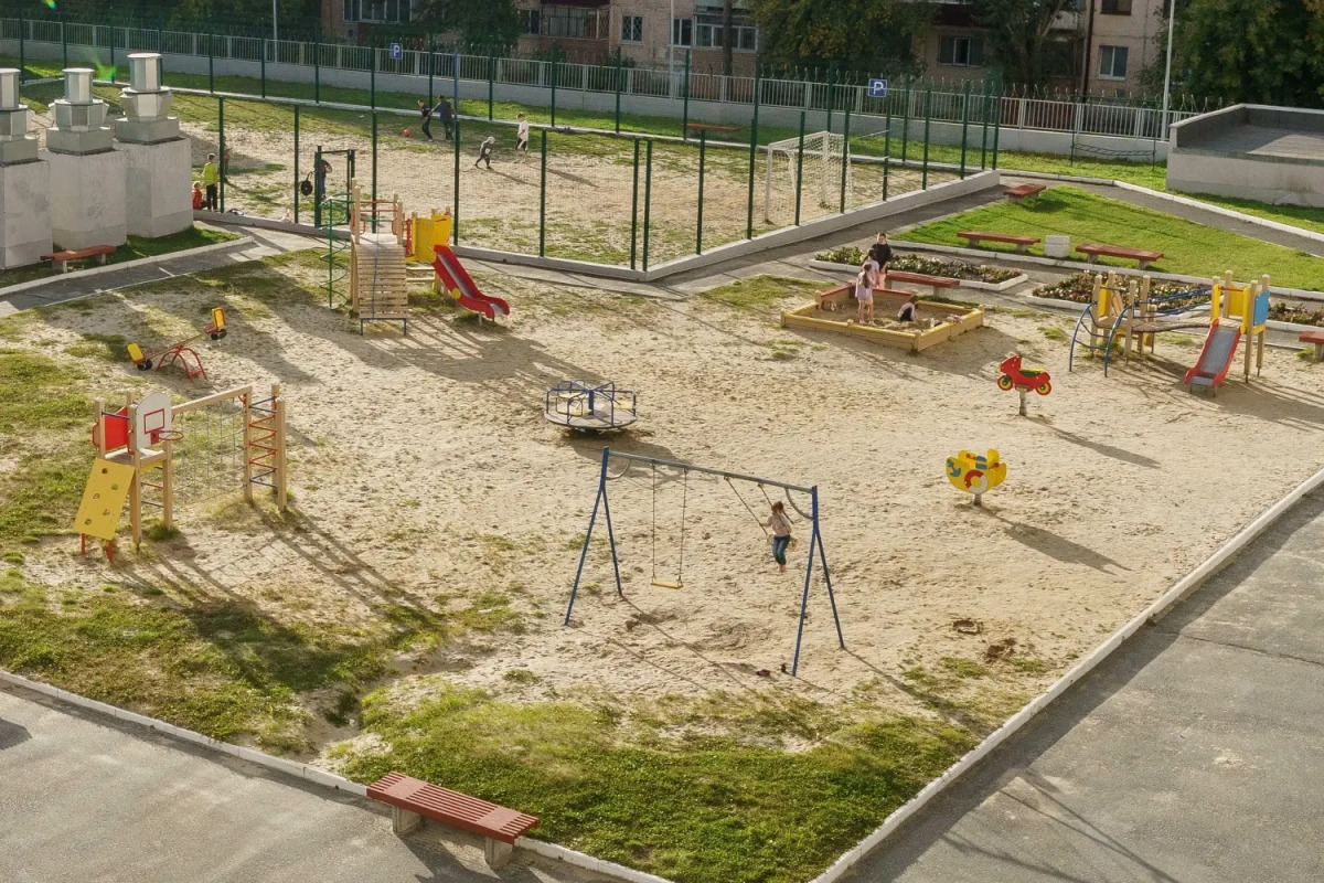 Апартаменты студия в светлых тонах в новостройке