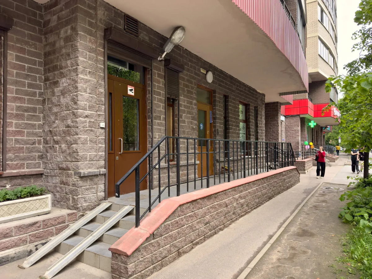 Квартира Студия Бирюза в 3 минутах пешком от метро Лесная