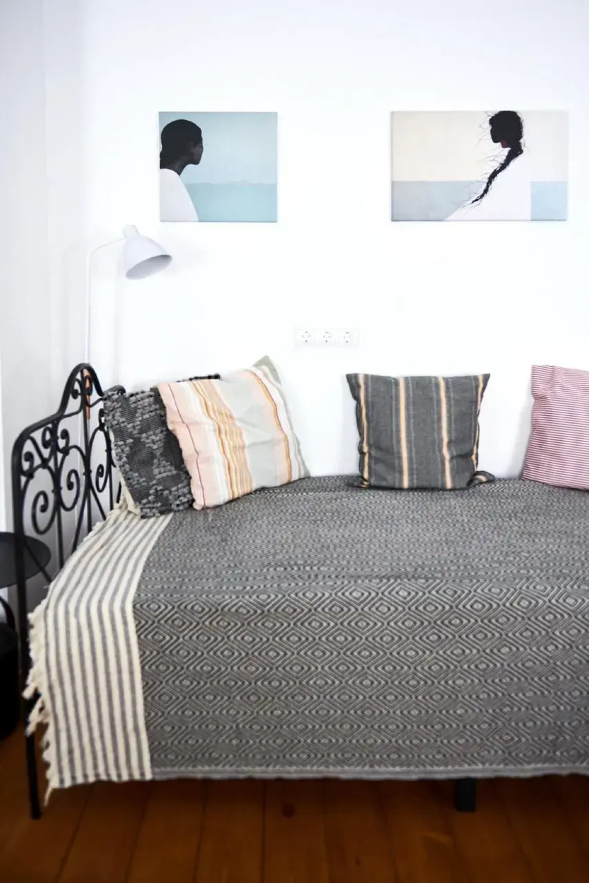 Апартаменты ДзенХоум Символ 8