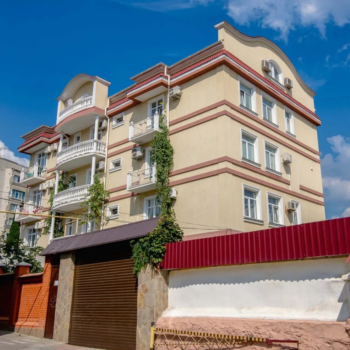 Отель Витекс