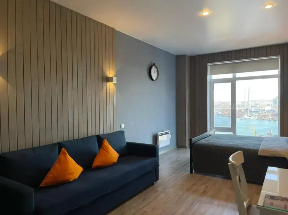 Апартаменты Central Place Vladivostok Люкс Комфорт с видом на Мосты и Залив (1)