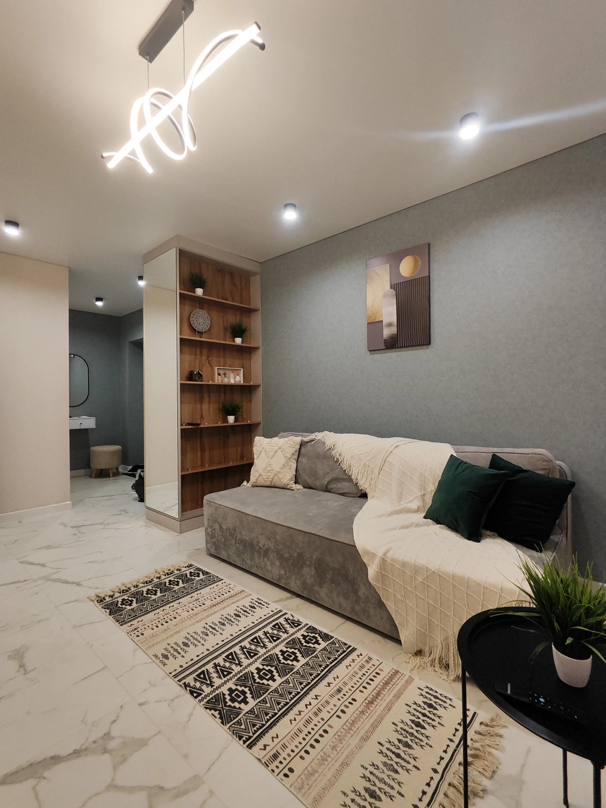Квартира NATALI Aparts 73в.2