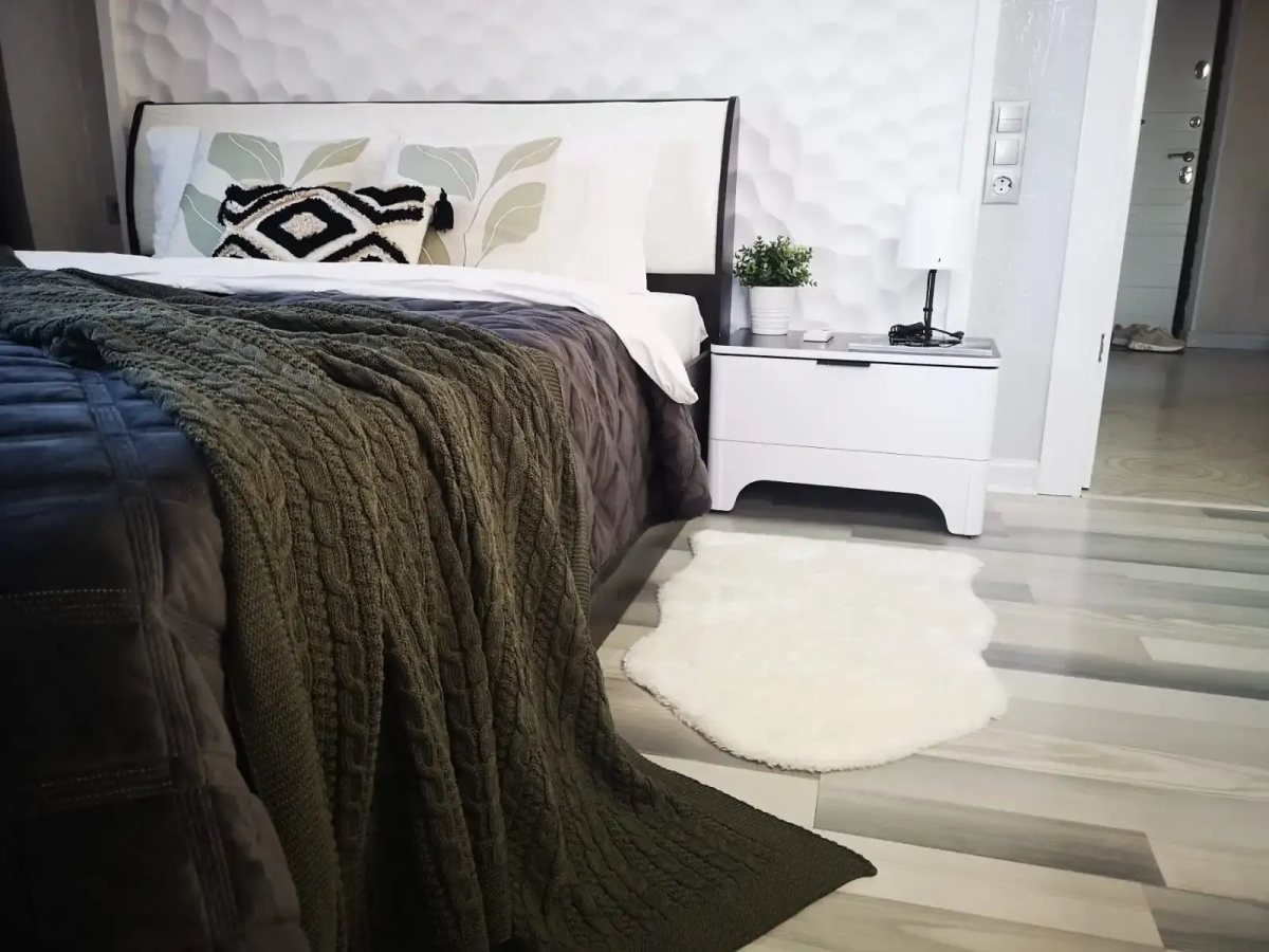 Апартаменты на Революции