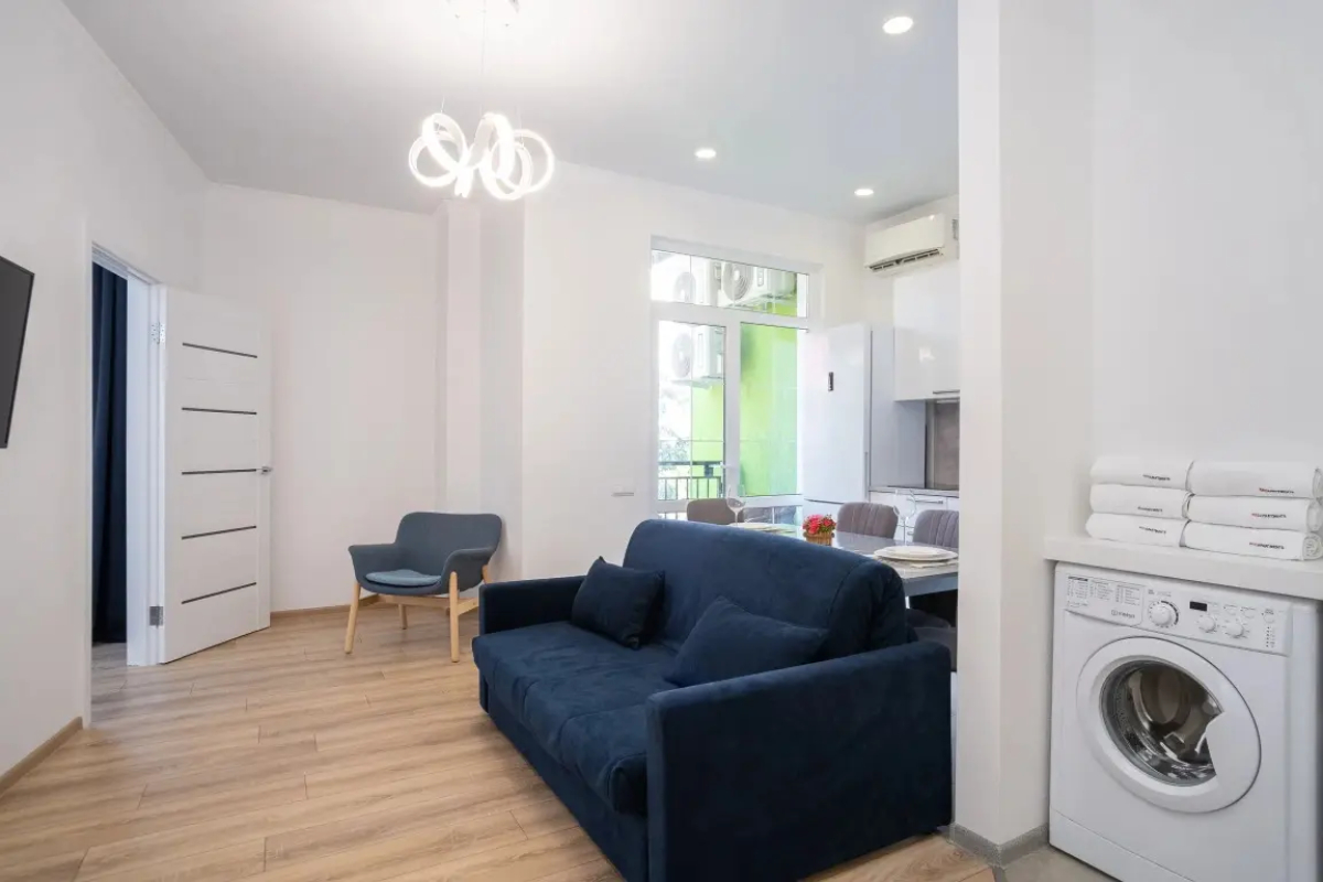 Апартаменты RED APARTMENTS Арт Лайт Дойл