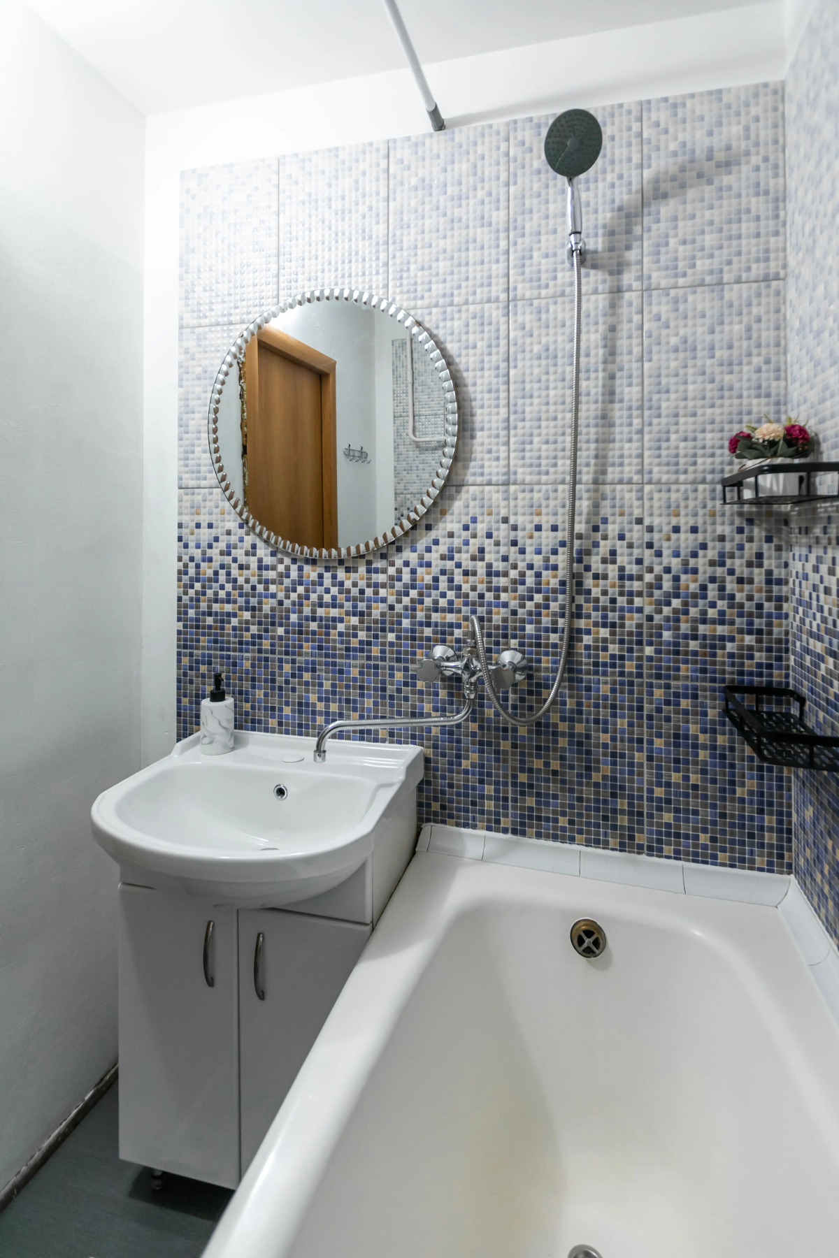 Квартира FlatStay на Перекупном 8