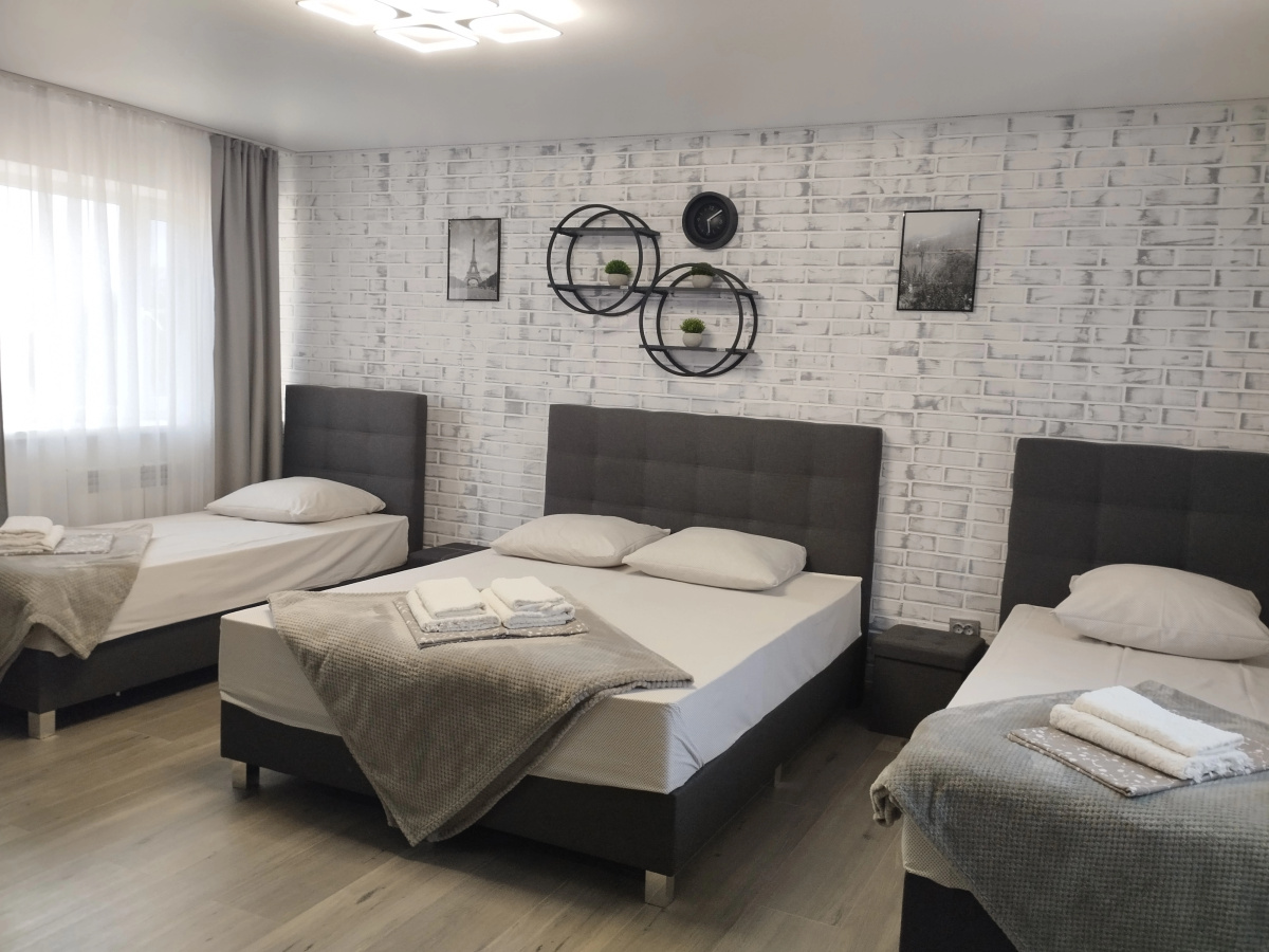 Deluxe