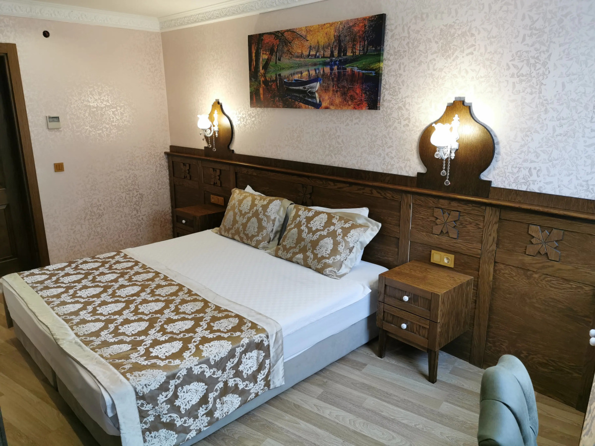 Отель Perapolis