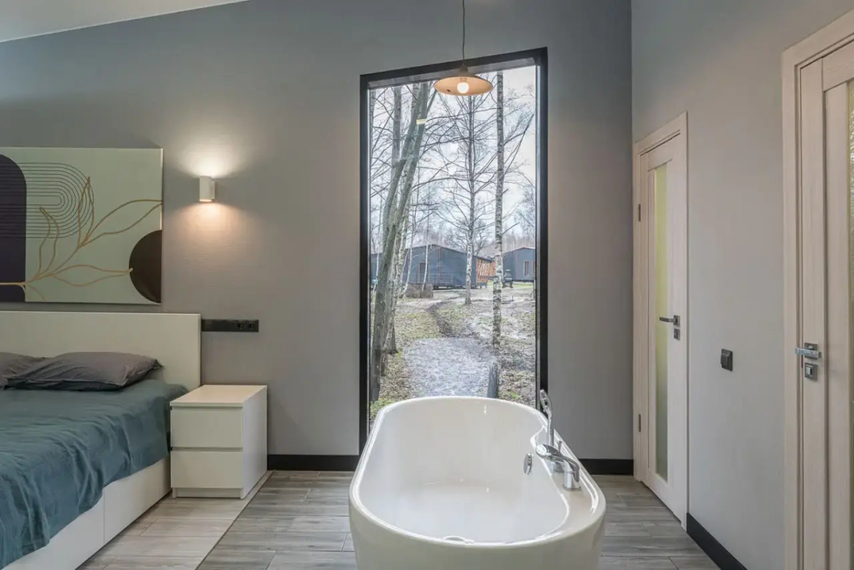 Отель Шепот