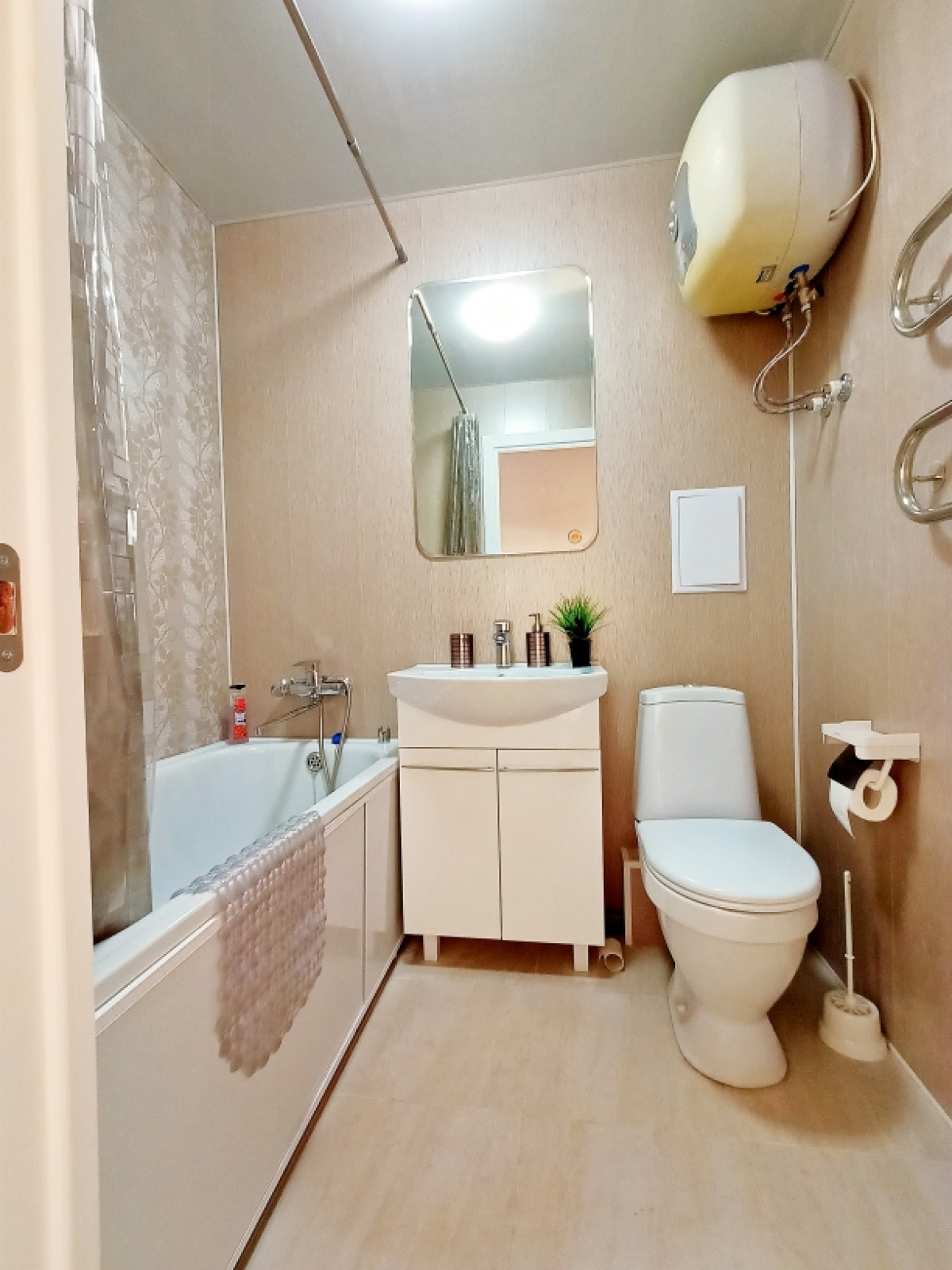 Апартаменты на проспекте Толбухина 45 с красивым видом