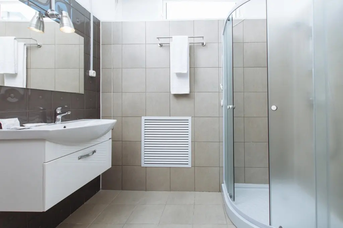 Апартаменты №4 у Тюменского областного суда