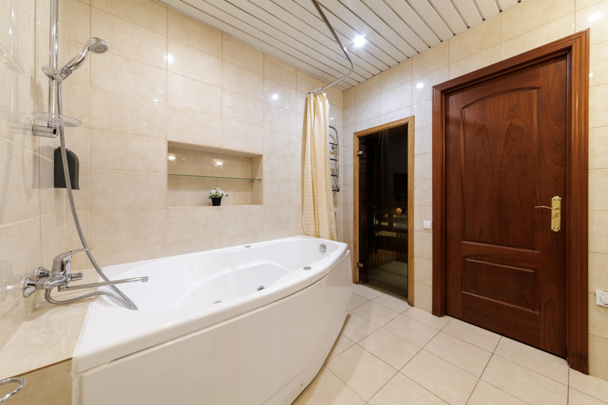 Квартира Трехкомнатная на Невском 45 DereMRents ДереМРентс