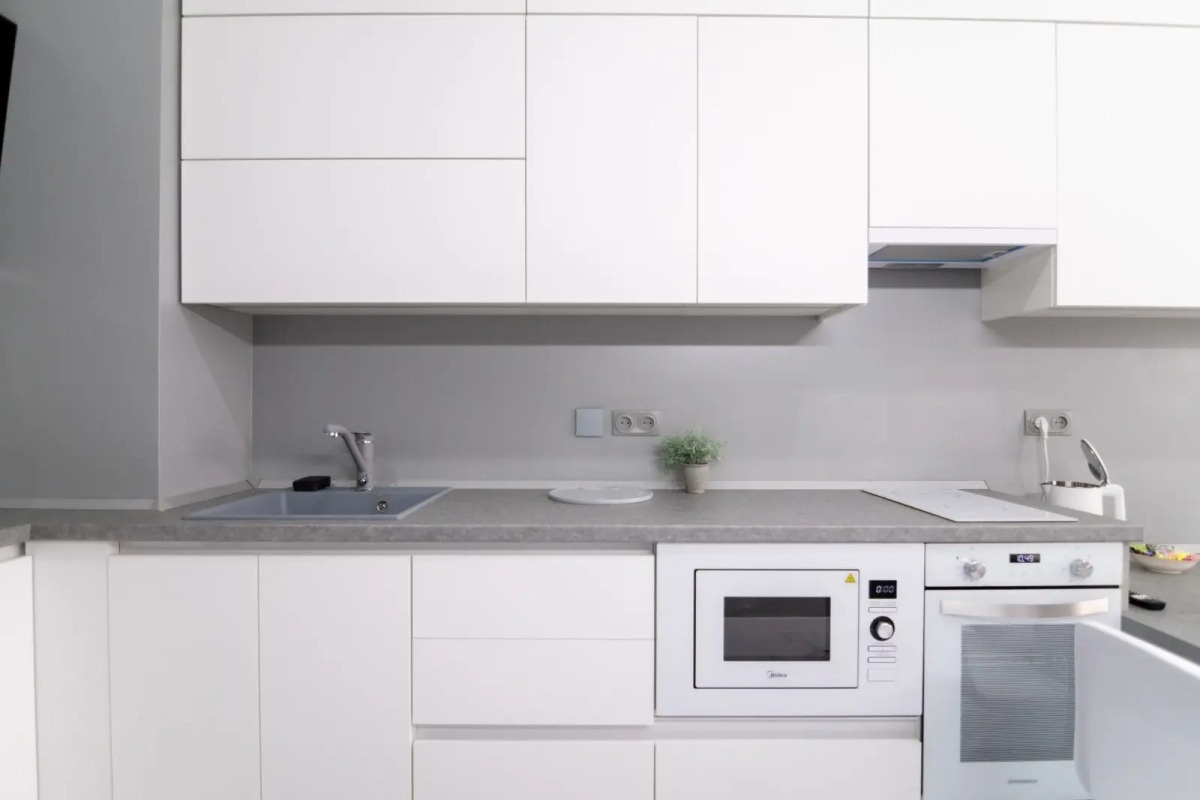 Апартаменты Hedonism Aparts со Стильным Ремонтом в Тихом Районе