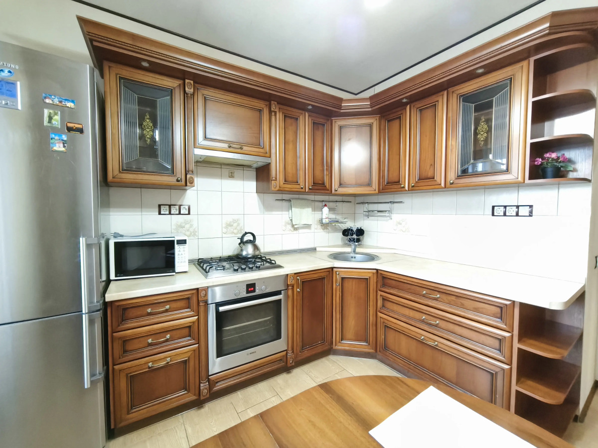 Апартаменты на Родионова 199