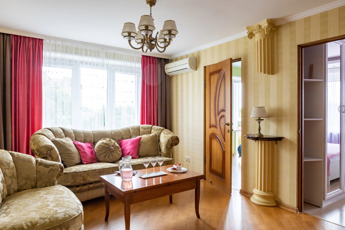 Апартаменты  4-комнатные в Амалиенау, Zoya-Apart