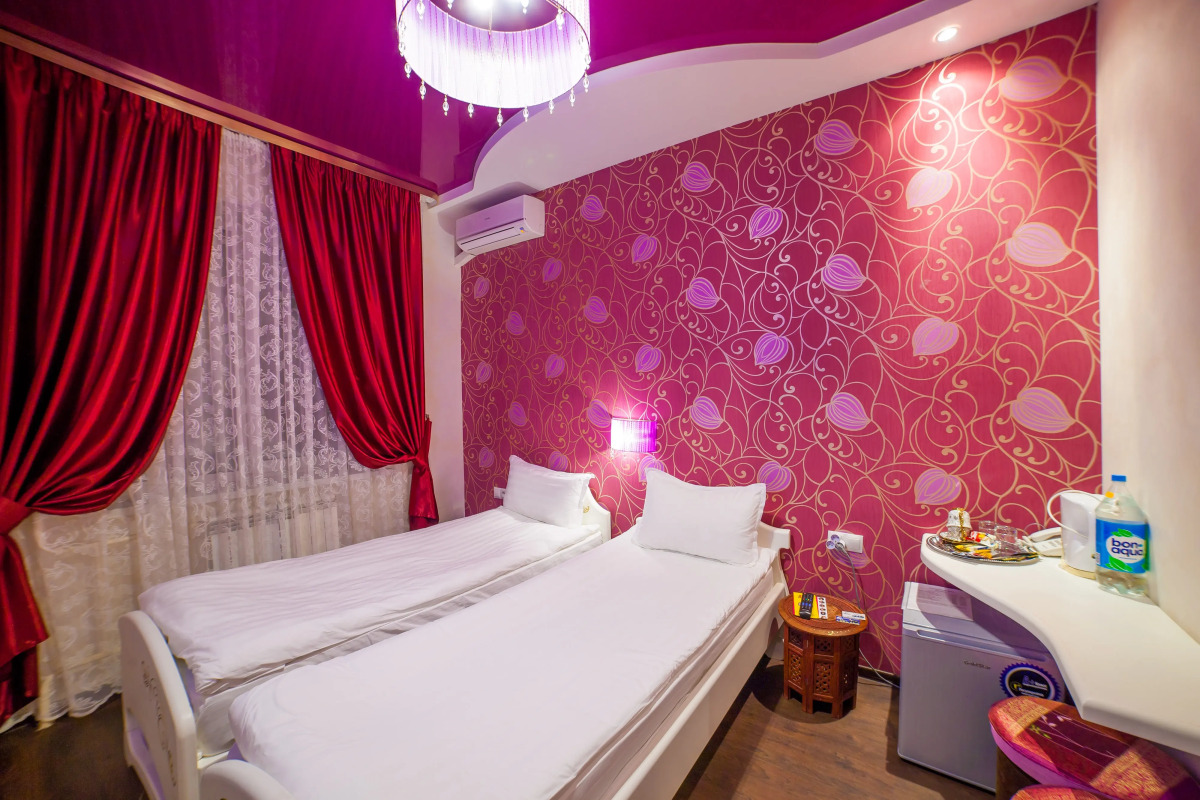 Отель Халиф