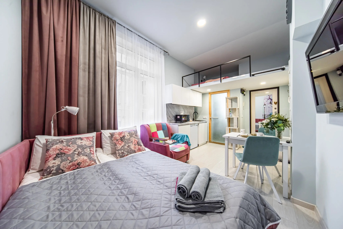 Апартаменты iRon Cat Кузнечный у Невского Проспекта