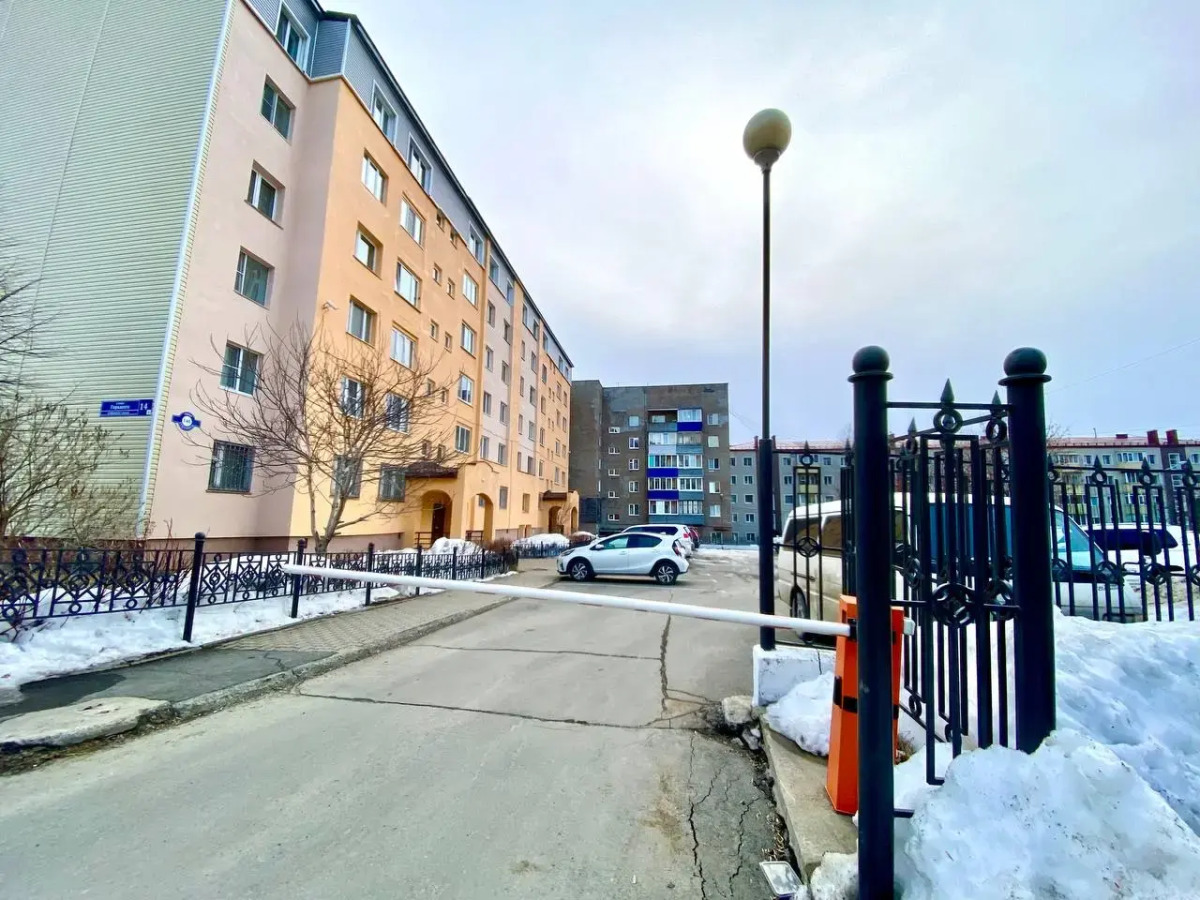 Апартаменты Двухкомнатная около Горного воздуха