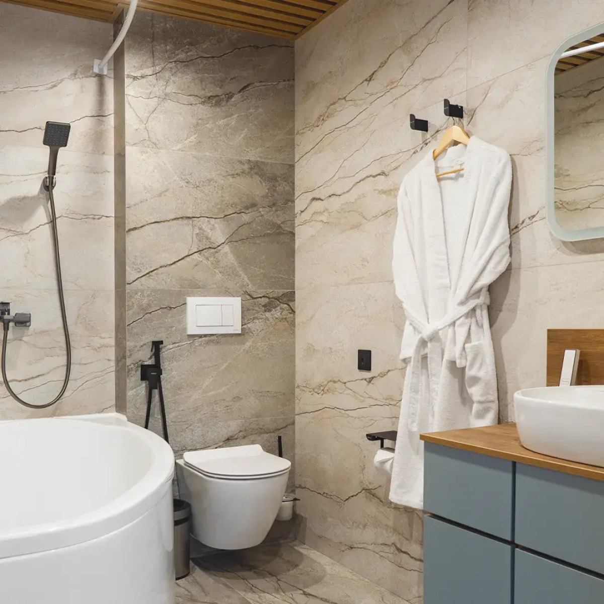 Отель Лесники