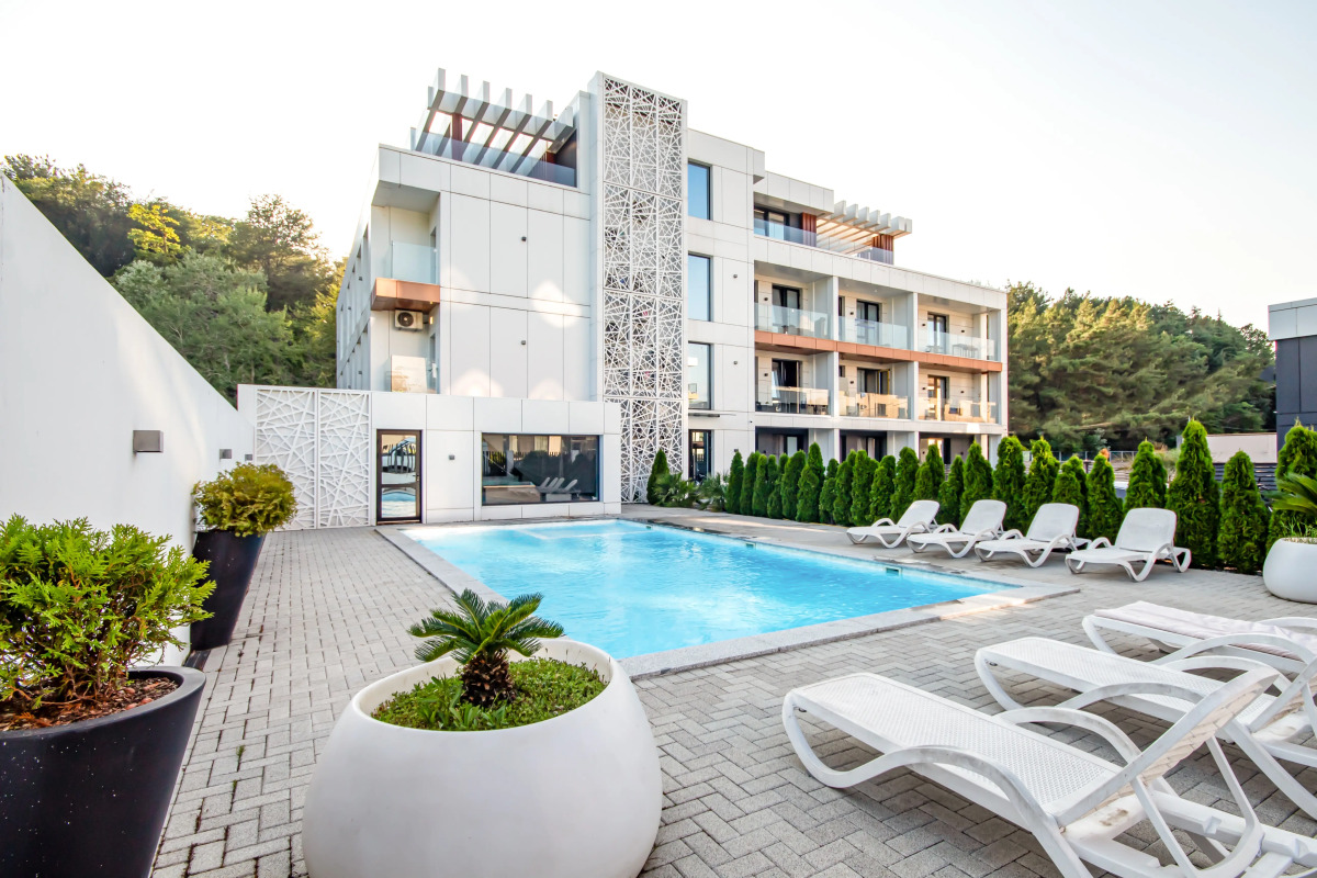 Апартаменты Семейные с бассейном и парковкой в жк Даймонд