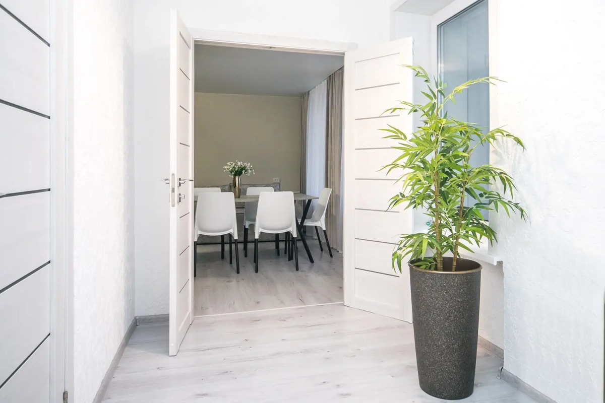 Апартаменты 4 комнатные Немига 6 Центр!