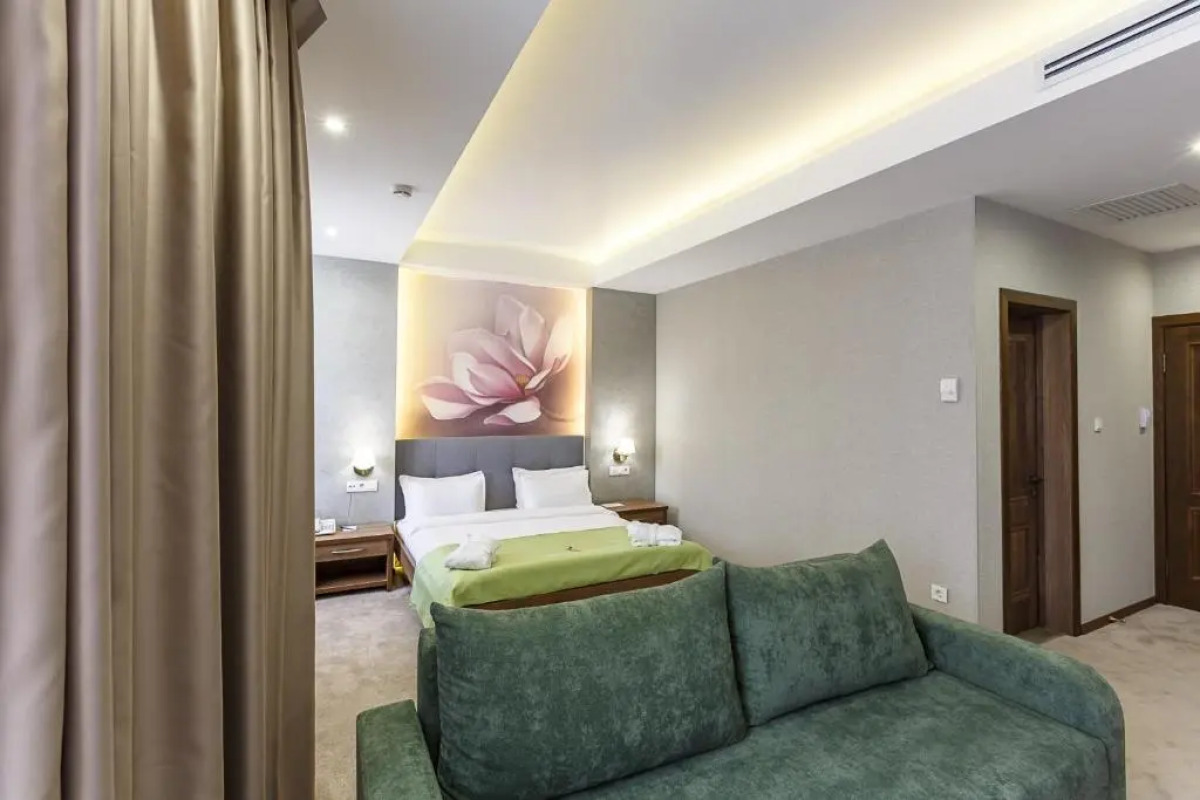 Отель Renion Hills Almaty