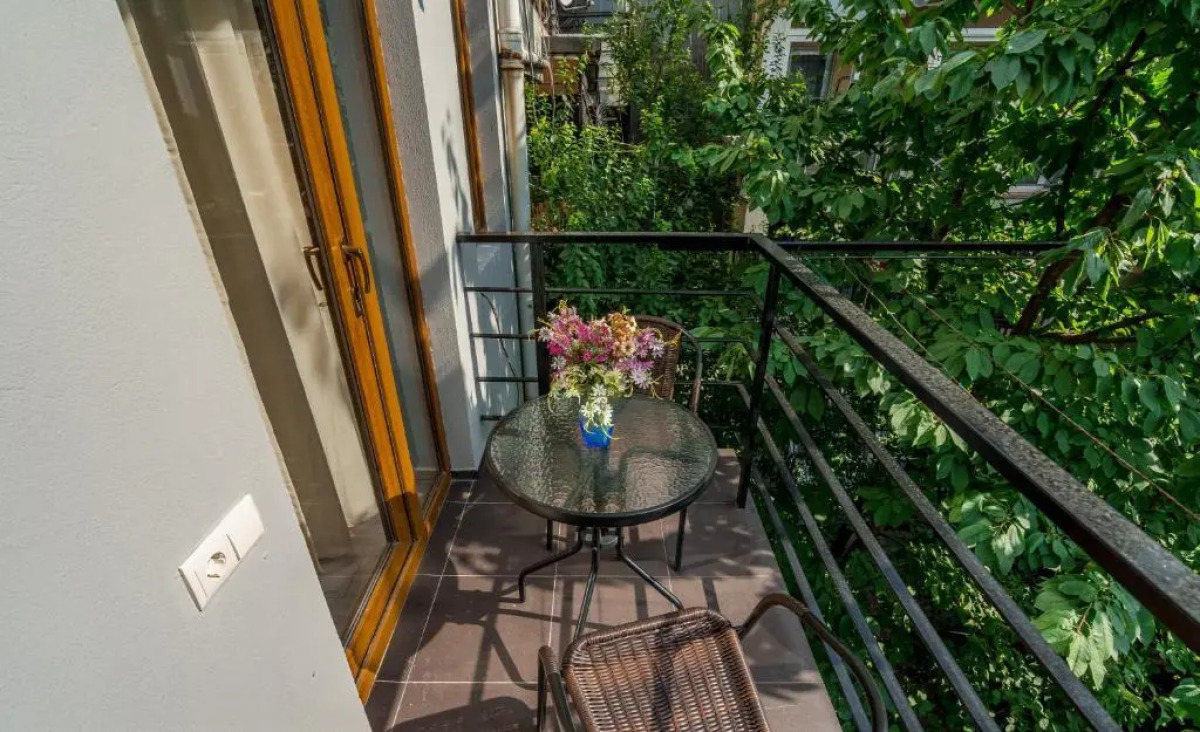 Отель Constant Tbilisi