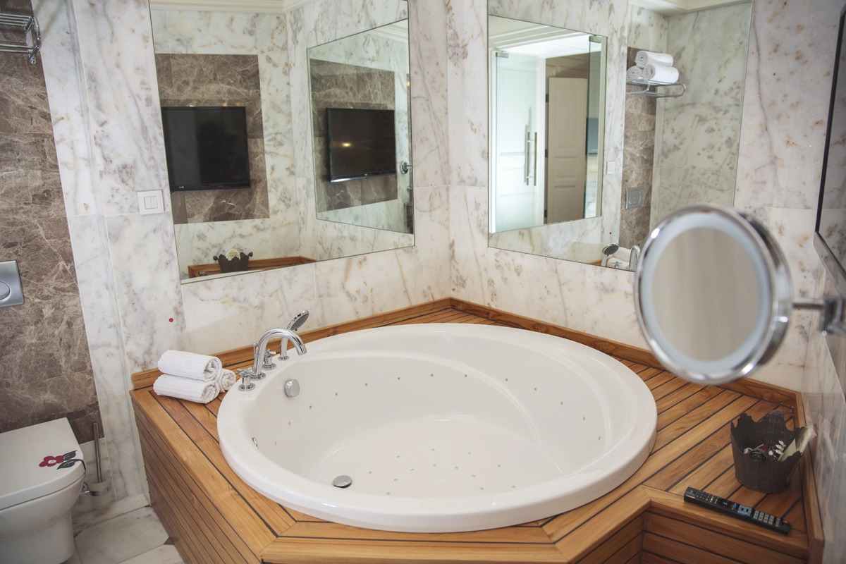 Отель Corinne Art & Boutique