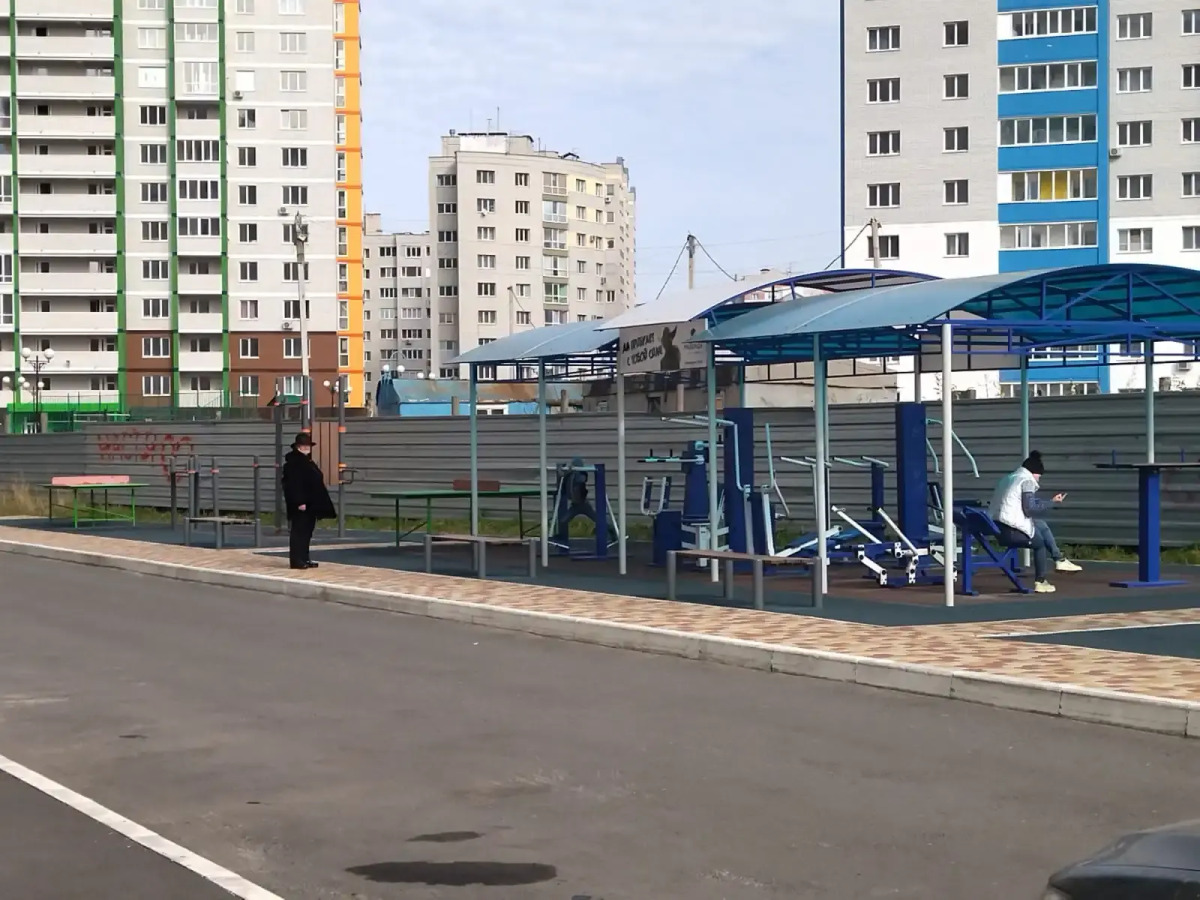 Апартаменты на Горбатова 22