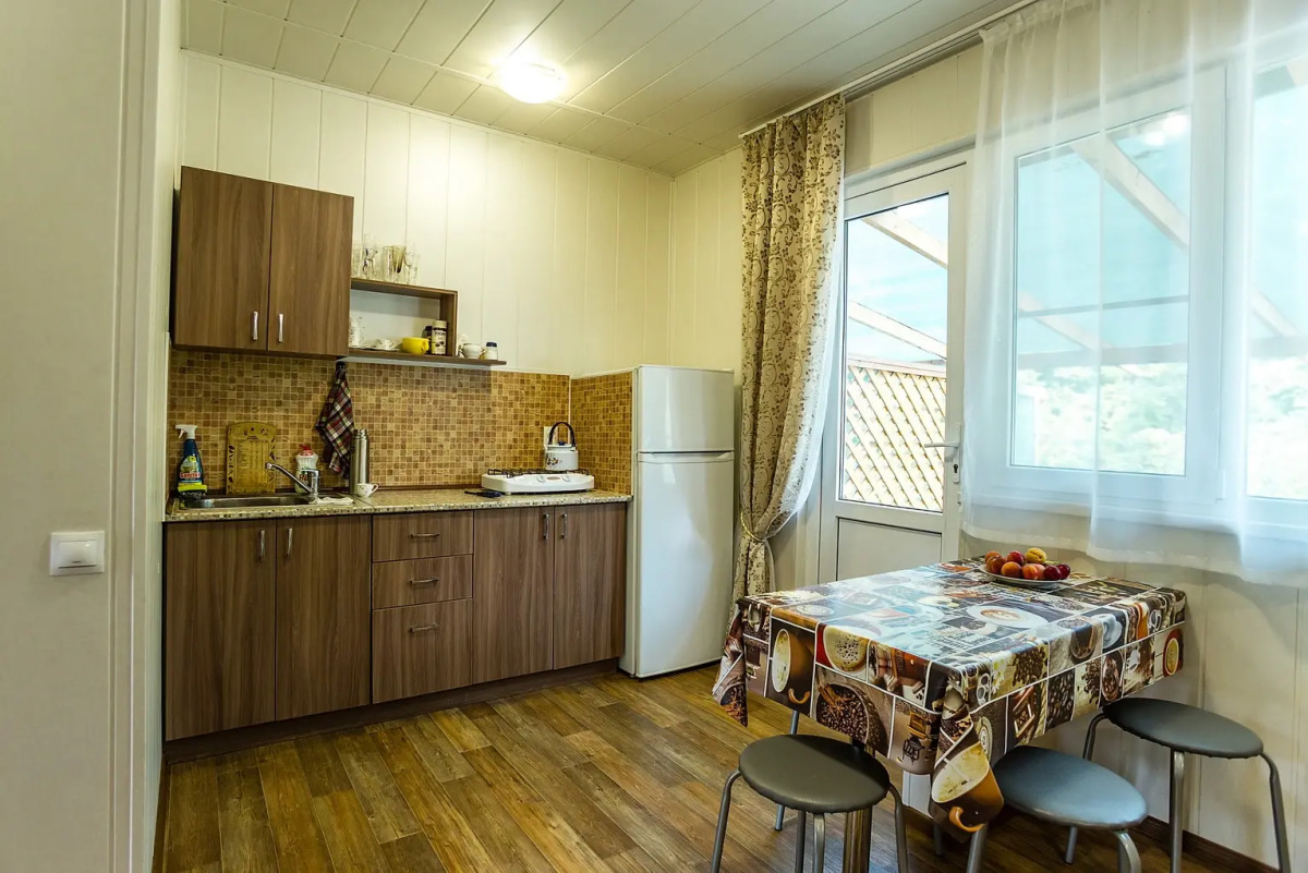 Гостевой дом Кленовая 7 в Сукко