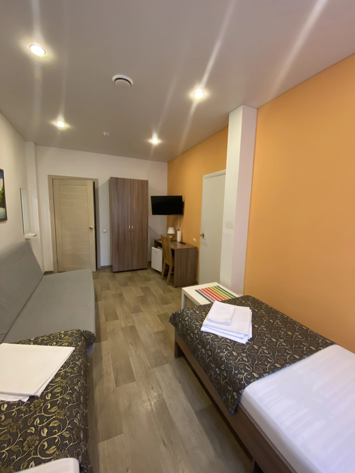 Отель White House