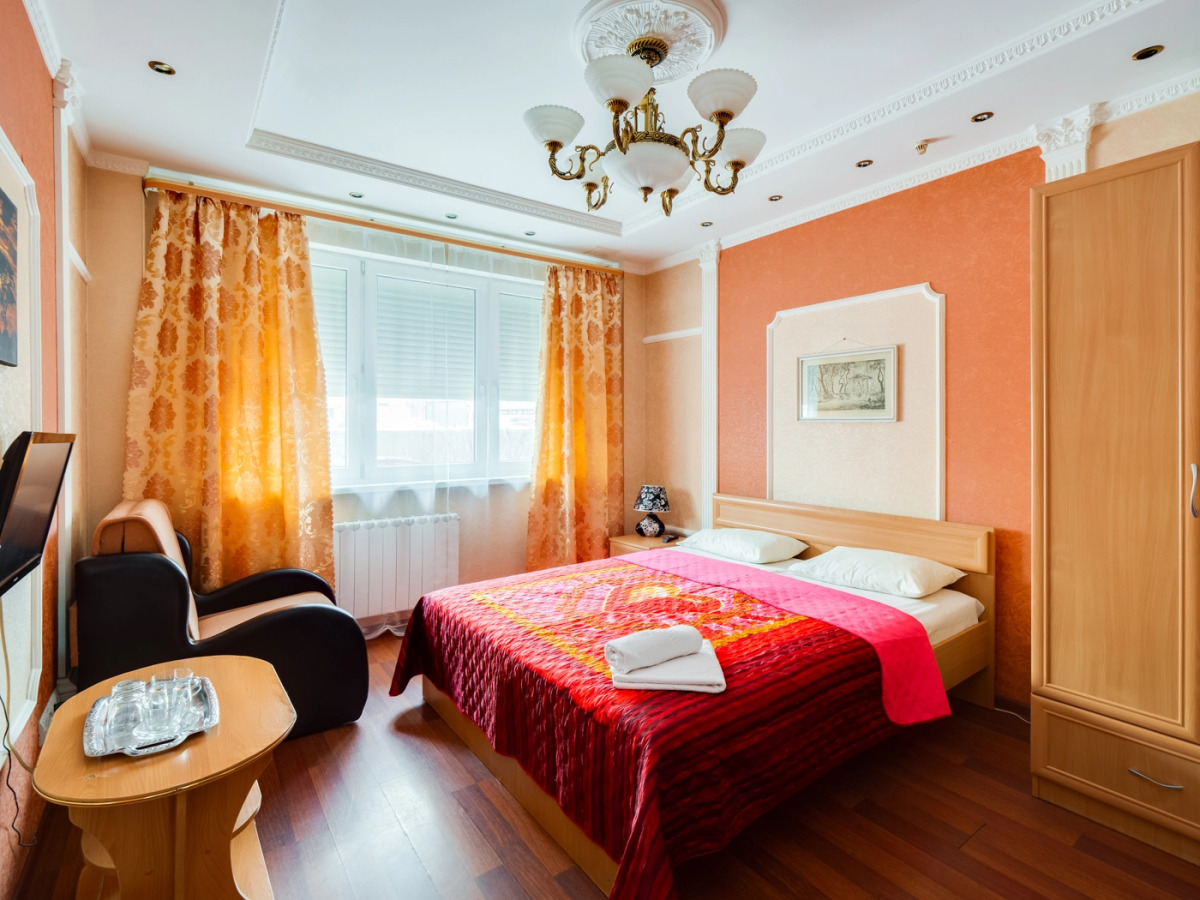 Отель Турист на Саратовской