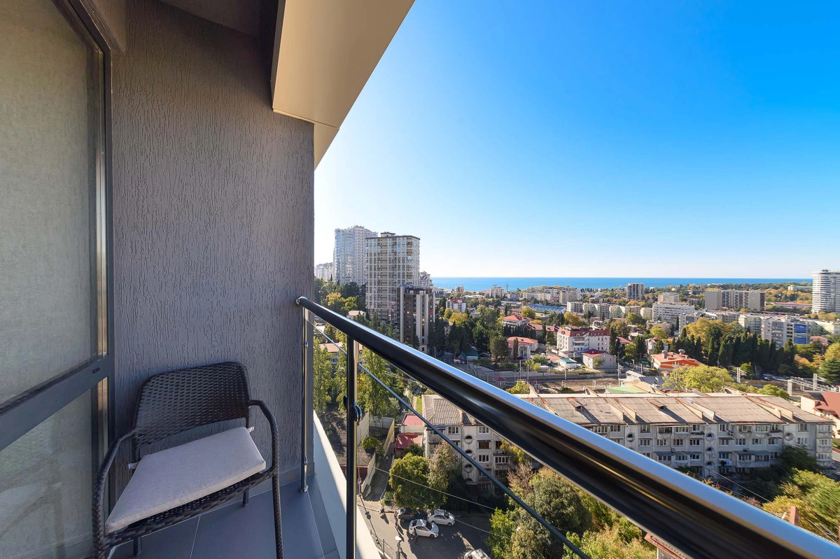 Апартаменты в центре Сочи для 3 гостей ЖК Сокол с видом на море