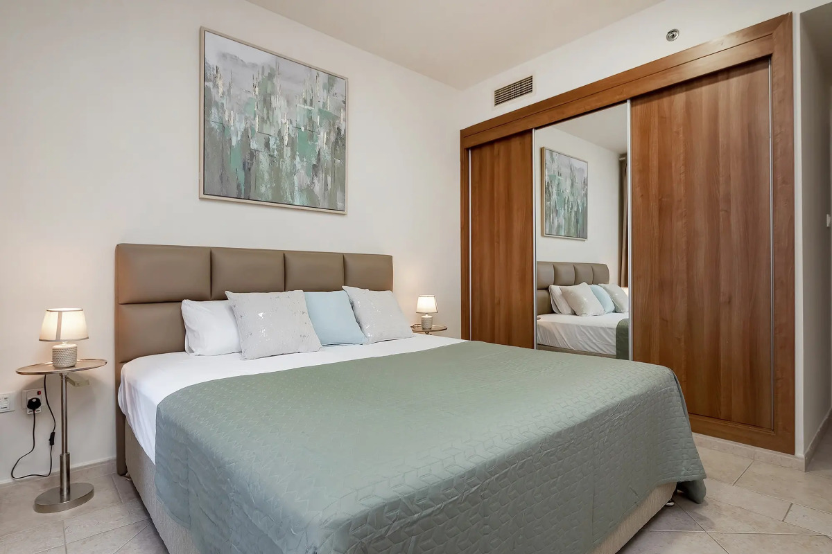 Апартаменты Princess tower 1 br new furnished