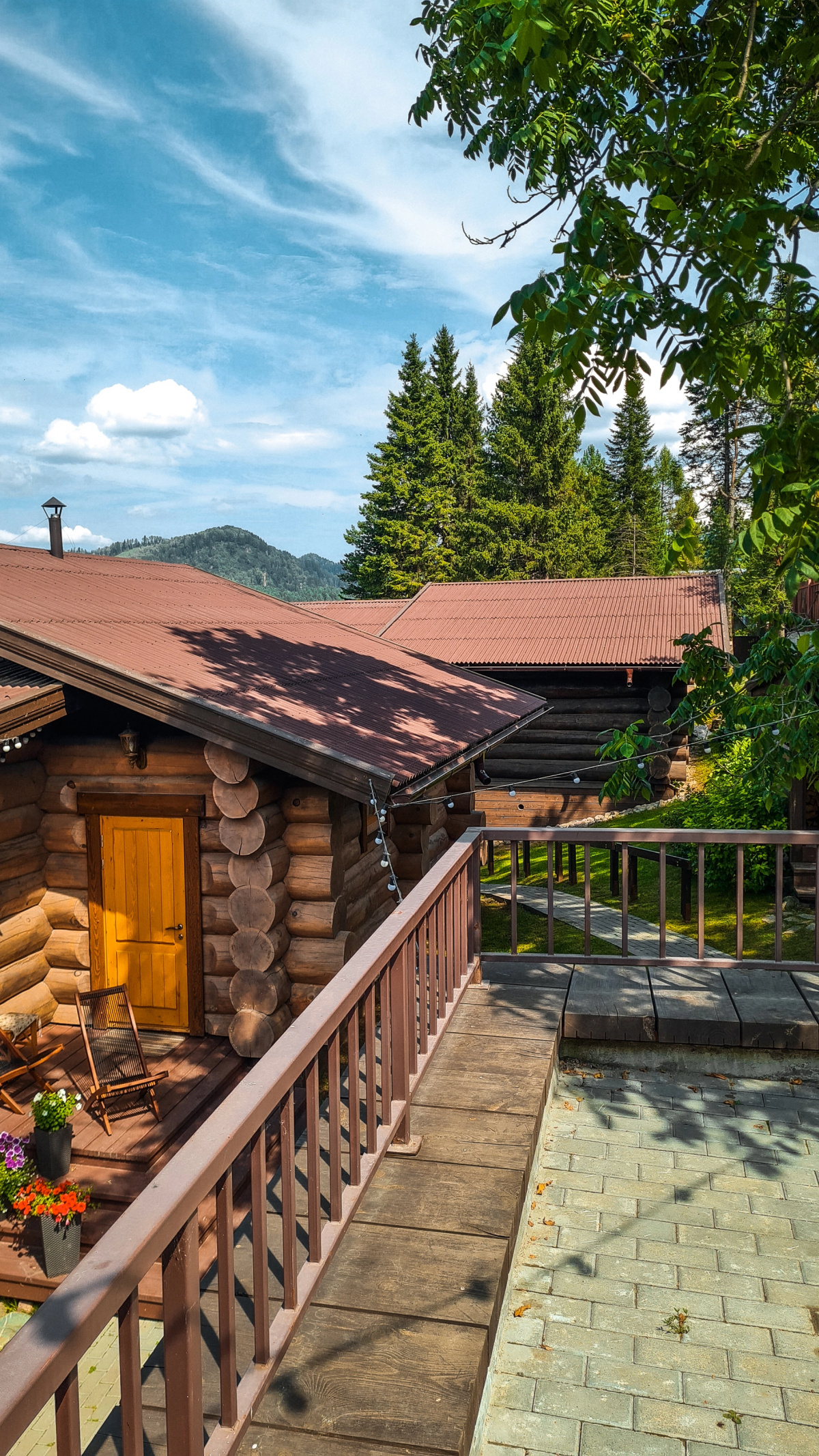 Дом Kedr House