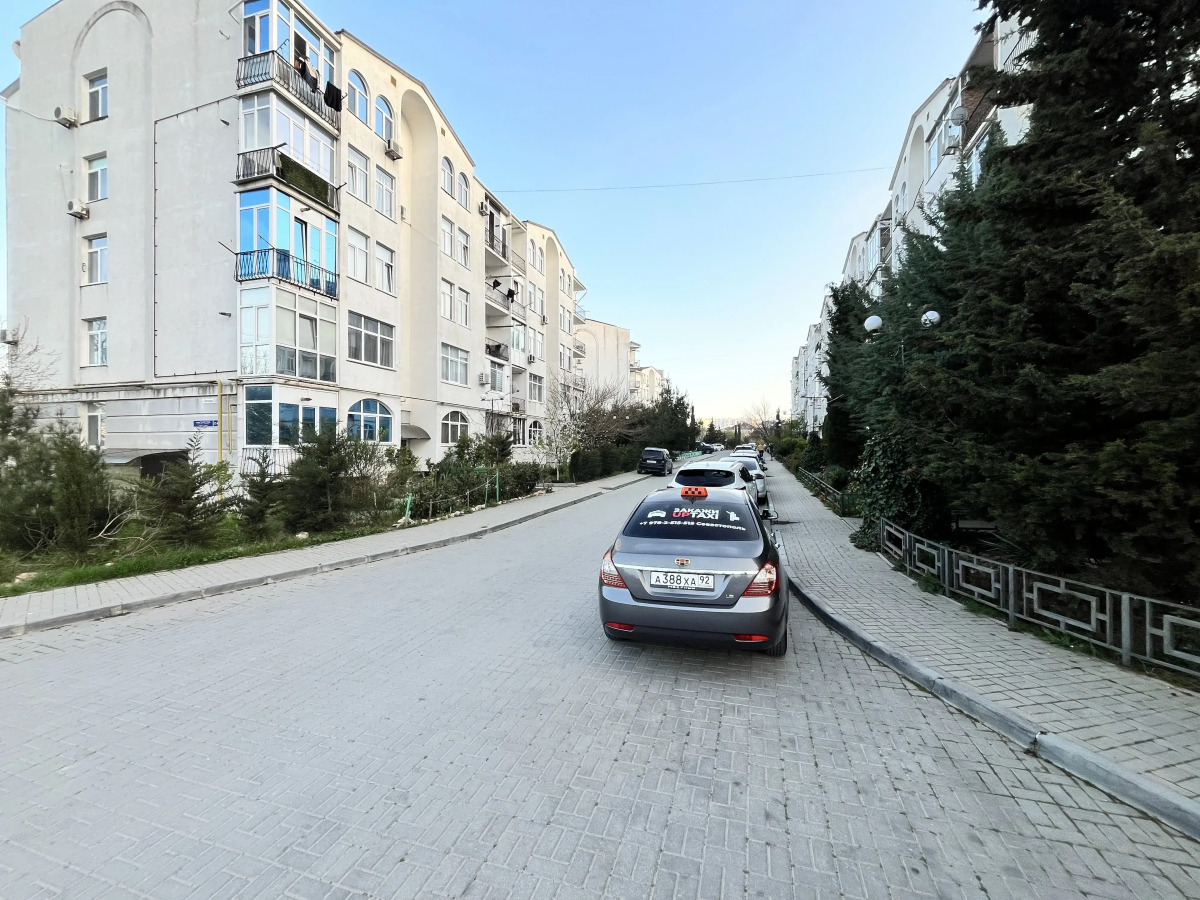 Квартира 1-ком Челнокова 12/4-25 у моря КакДома в Севастополе