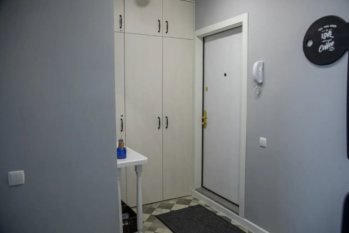 Квартира на Волынской 8