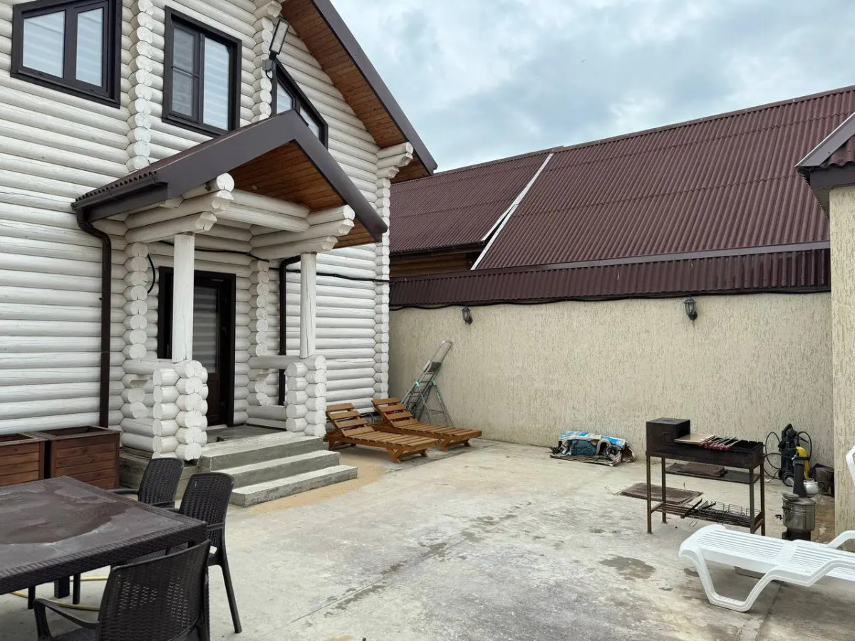 Частный дом Коттедж на Первой Линии, Караман 4