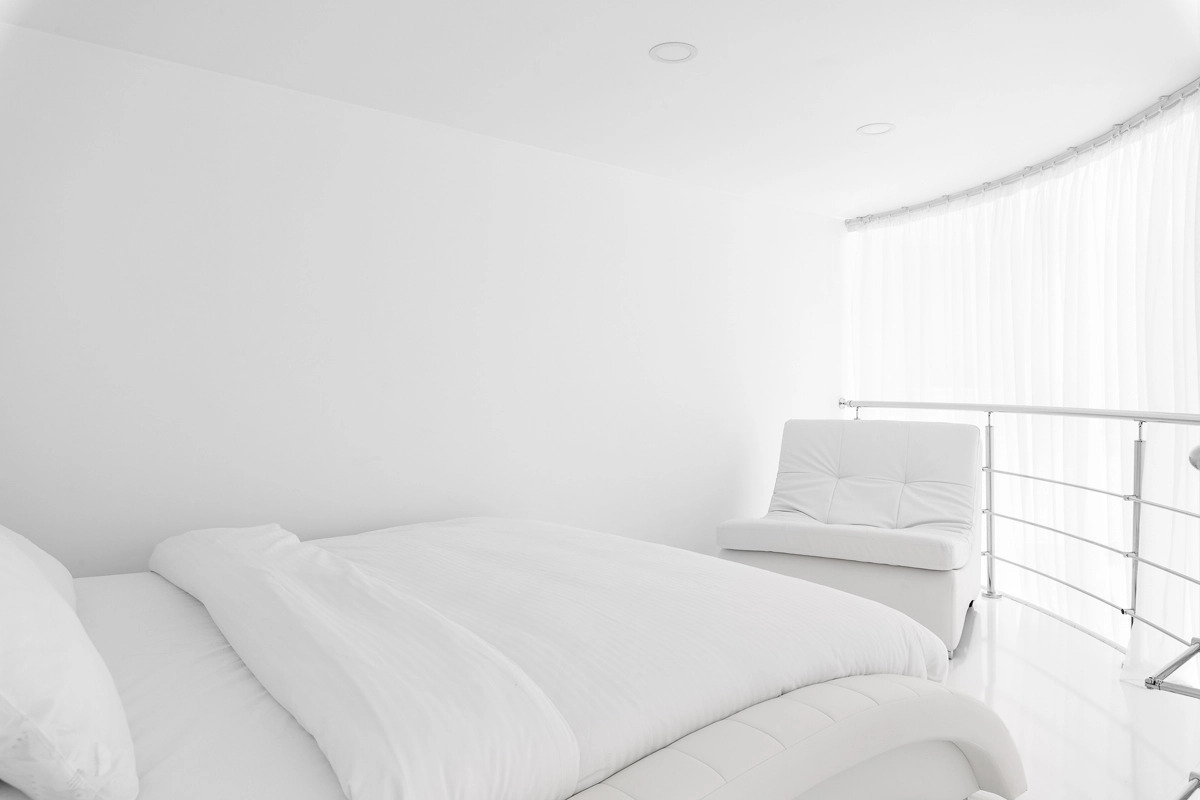 Апартаменты Двухъярусные Белоснежные на Невском 96