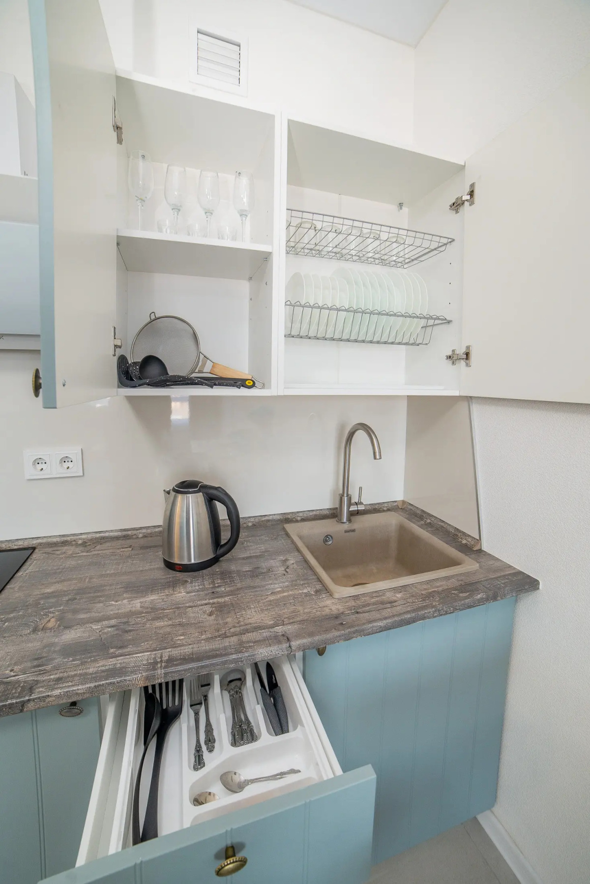 Апартаменты Хуторская 1к2