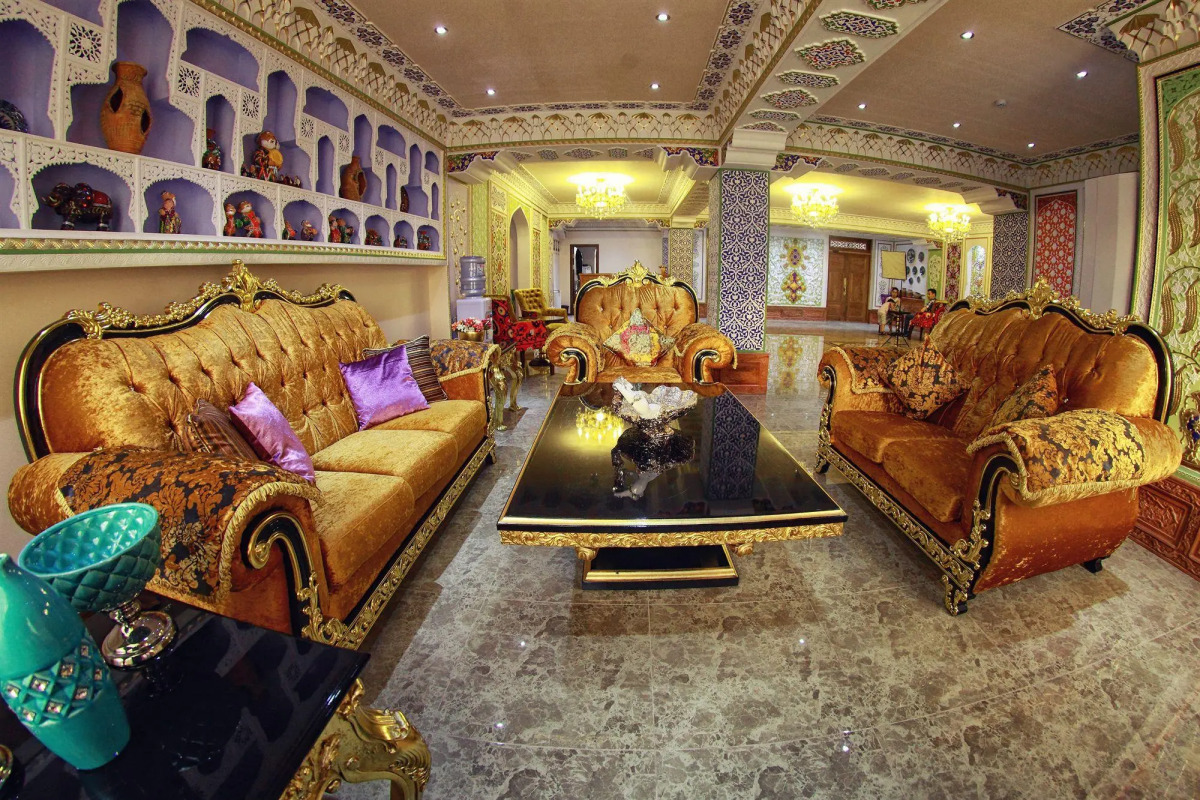 Отель Эмирхан