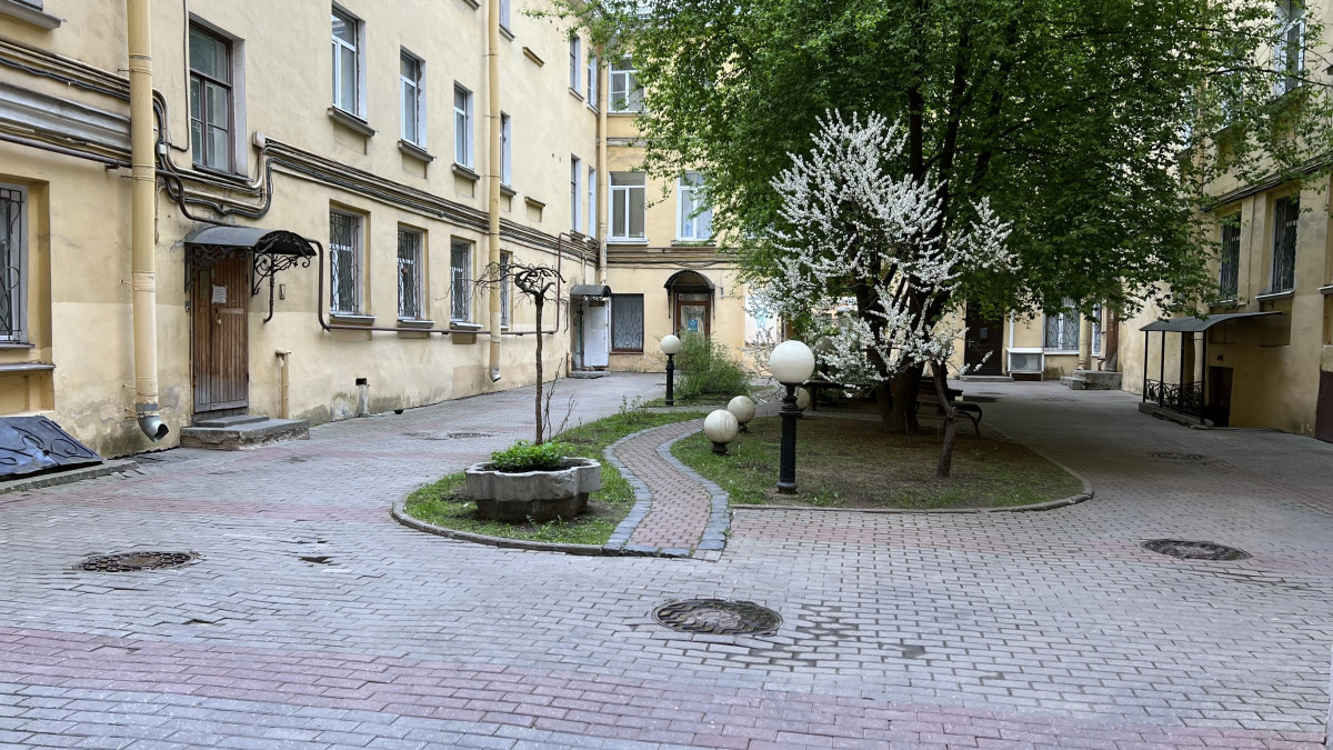 Апартаменты в золотом треугольнике Санкт-Петербурга