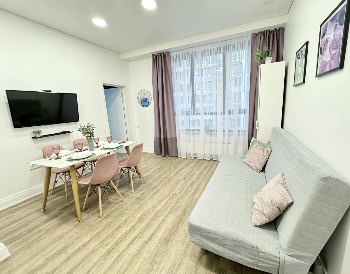 Апартаменты 4 Парка Пион