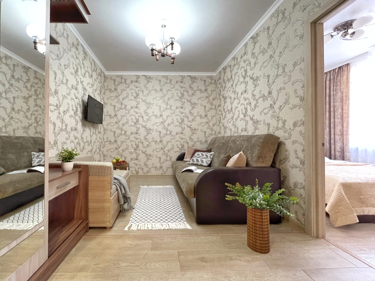 Двухкомнатные Апартаменты Люкс на 5 человек в курортной зоне Ессентуков