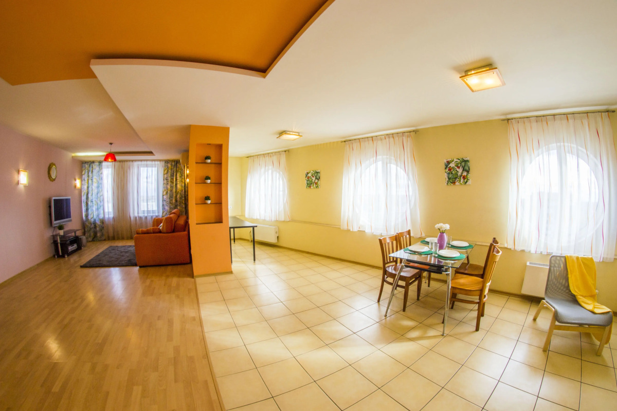 Апартаменты на Декабристов