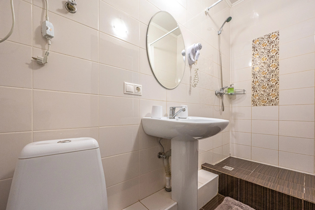 Меблированные комнаты Сон и Душ на Попова